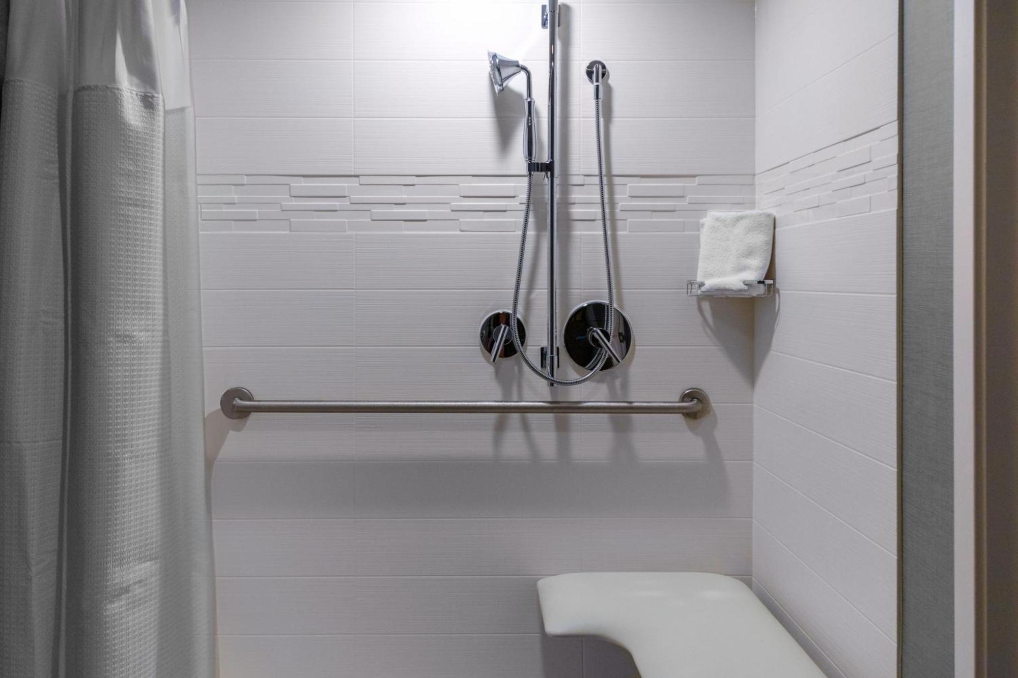 Residence Inn By Marriott Boston Μπέρλιγκτον Εξωτερικό φωτογραφία